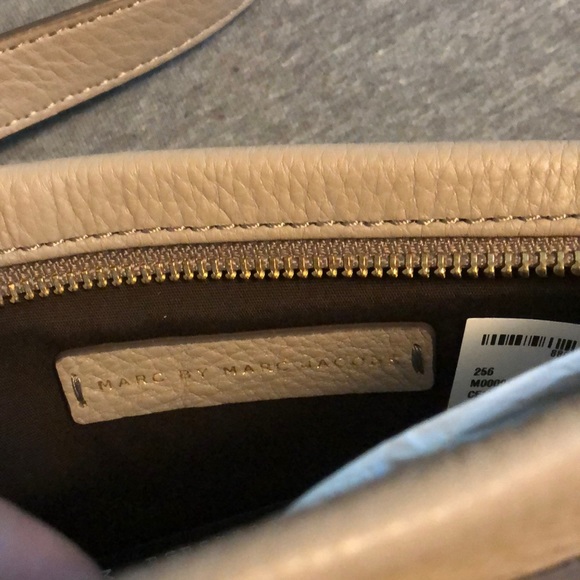 Marc Jacobs Crossbody Bag - Picture 2 of 6